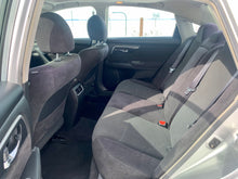Load image into Gallery viewer, 2013 Nissan Altima 3.5 SV
