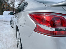 Load image into Gallery viewer, 2013 Nissan Altima 3.5 SV
