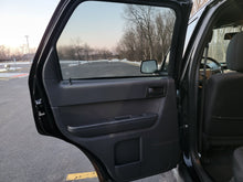Load image into Gallery viewer, 2009 Ford Escape XLT FWD
