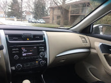 Load image into Gallery viewer, 2015 Nissan Altima
