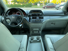 Load image into Gallery viewer, 2007 Honda Odyssey EX-L
