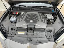 Load image into Gallery viewer, Lamborghini Urus
