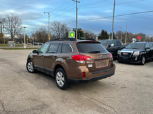 Load image into Gallery viewer, 2011 Subaru Outback 2.5l Premium
