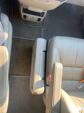 Load image into Gallery viewer, 2009 Honda Odyssey EX-L
