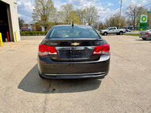 Load image into Gallery viewer, 2014 Chevy Cruz
