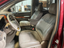 Load image into Gallery viewer, 2009 Toyota Sienna XLE
