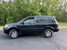 Load image into Gallery viewer, 2003 Honda Pilot EX-L
