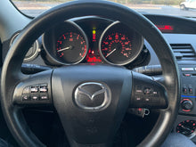 Load image into Gallery viewer, 2010 Mazda Mazda 3i
