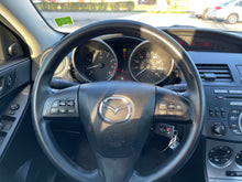 Load image into Gallery viewer, 2011 Mazda Mazda 3i Touring
