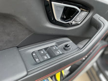 Load image into Gallery viewer, Lamborghini Urus
