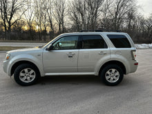 Load image into Gallery viewer, 2009 Mercury Mariner
