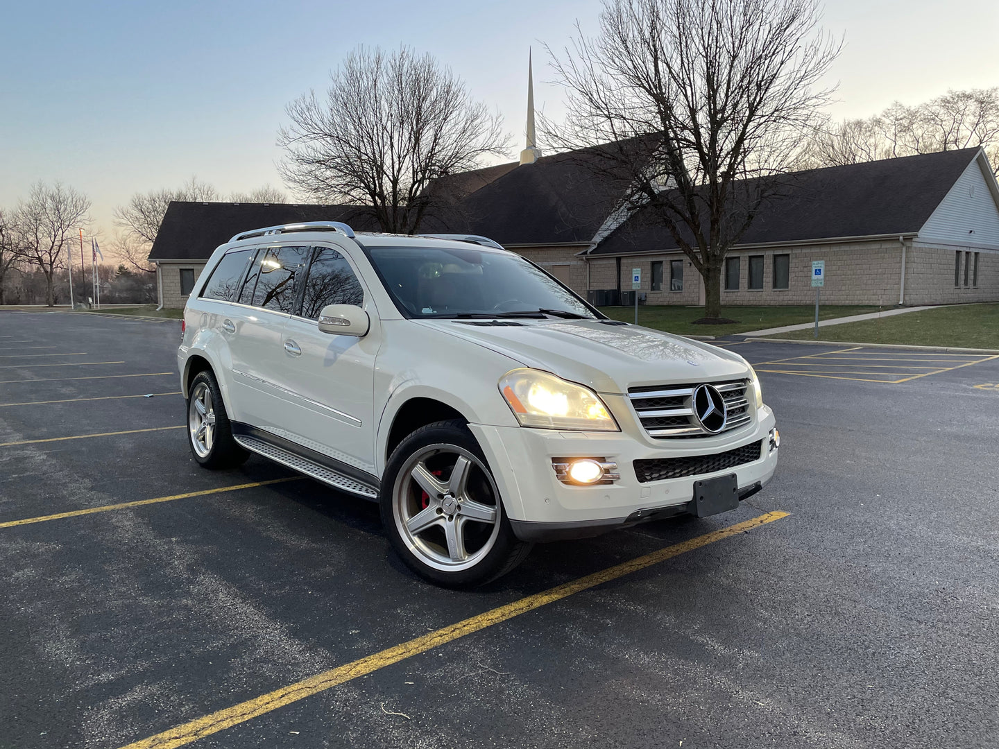 Mercedes-Benz GL550 AMG Package