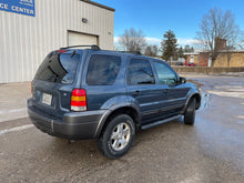 Load image into Gallery viewer, 2006 Ford Escape XLT AWD
