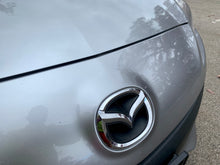 Load image into Gallery viewer, 2013 Mazda Mazda3i
