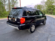 Load image into Gallery viewer, 2003 Honda Pilot EX-L
