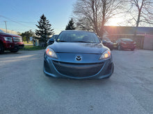 Load image into Gallery viewer, 2011 Mazda Mazda 3i Touring
