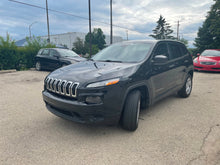 Load image into Gallery viewer, 2014 Jeep Cherokee Sport
