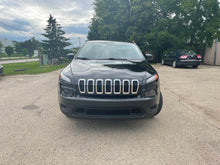 Load image into Gallery viewer, 2014 Jeep Cherokee Sport
