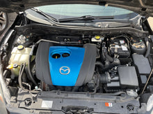 Load image into Gallery viewer, 2013 Mazda Mazda 3i Skyactive
