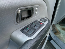 Load image into Gallery viewer, 2003 Honda Pilot EX-L
