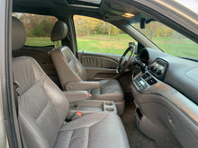 Load image into Gallery viewer, 2008 Honda Odyssey EX-L
